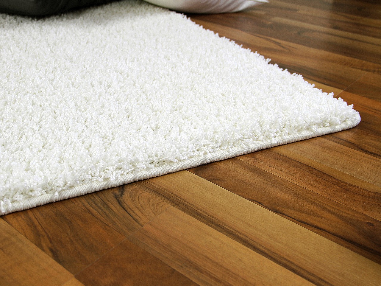 Teppich Hochflor Shaggy Premio Weiss ABVERKAUF Teppiche Teppich Hochflor Shaggy Premio Weiss ABVERKAUF Teppiche