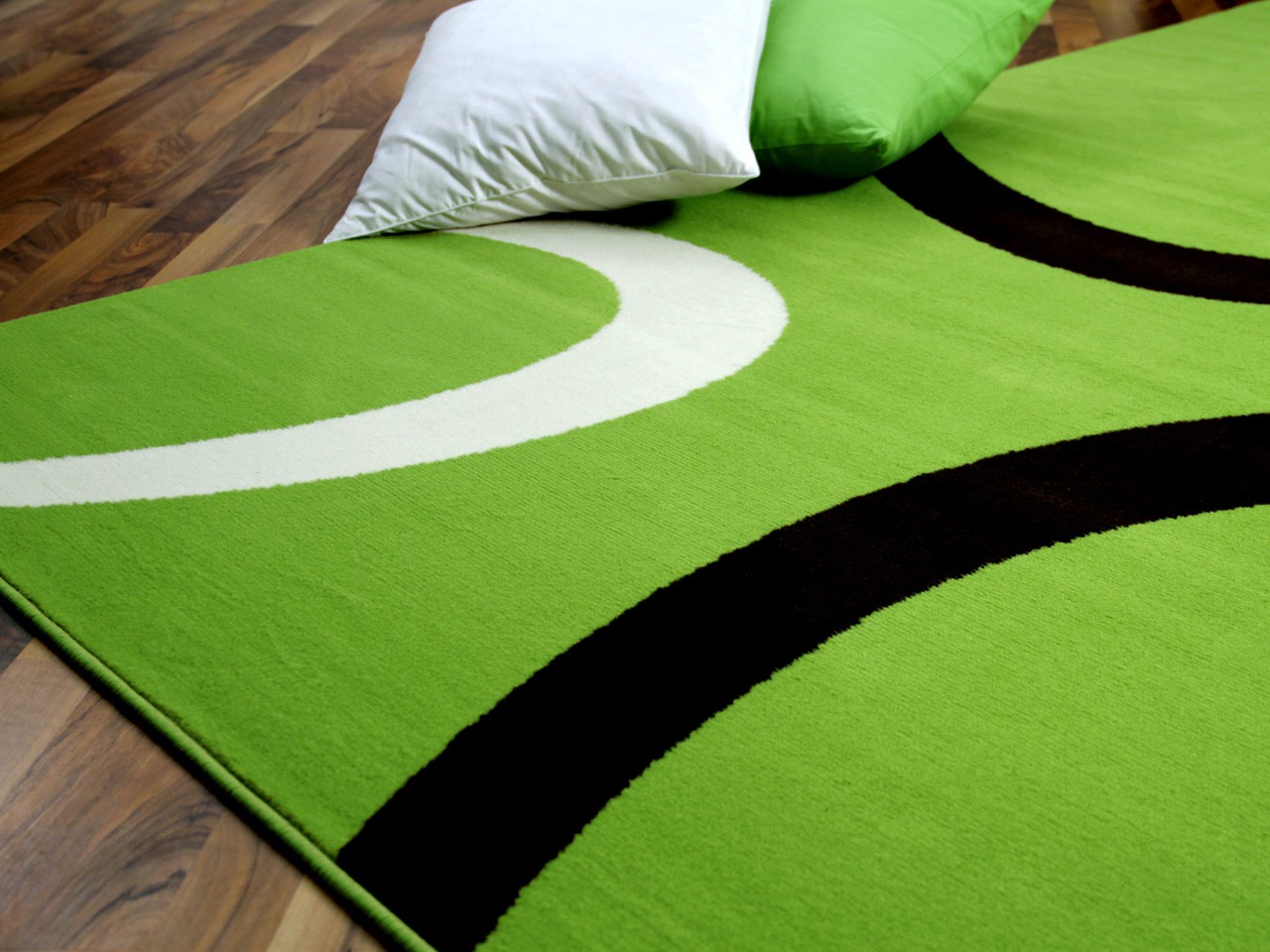 Teppich trendline grün kreise in 4 gröÃen teppiche ... Hängeschrank weiß hochglanz