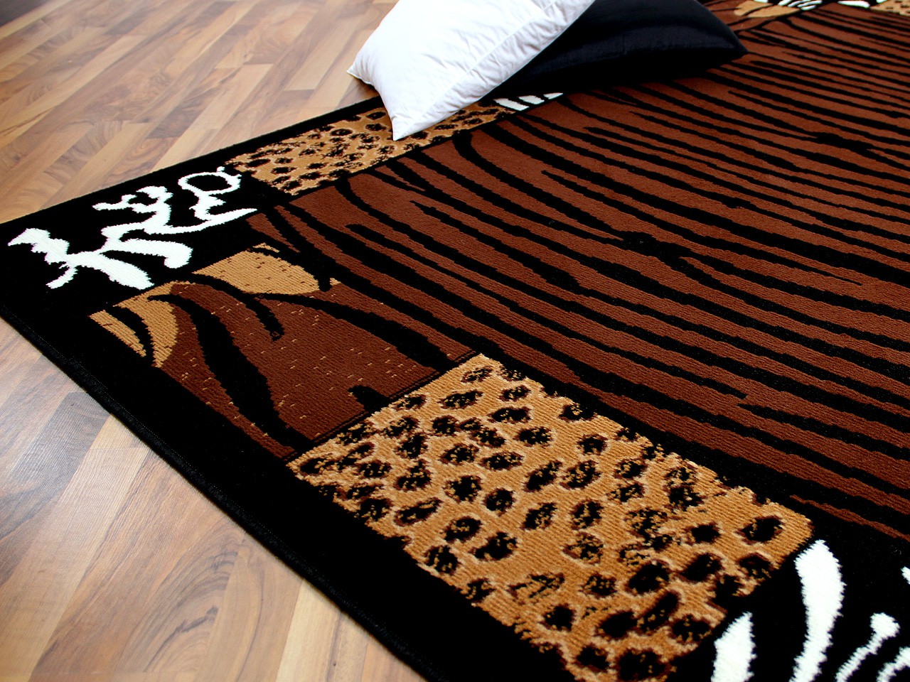 Teppich Trendline Afrika Bordüre Braun Schwarz in 4 Größen Teppich Trendline Afrika Bordüre Braun Schwarz in 4 Größen