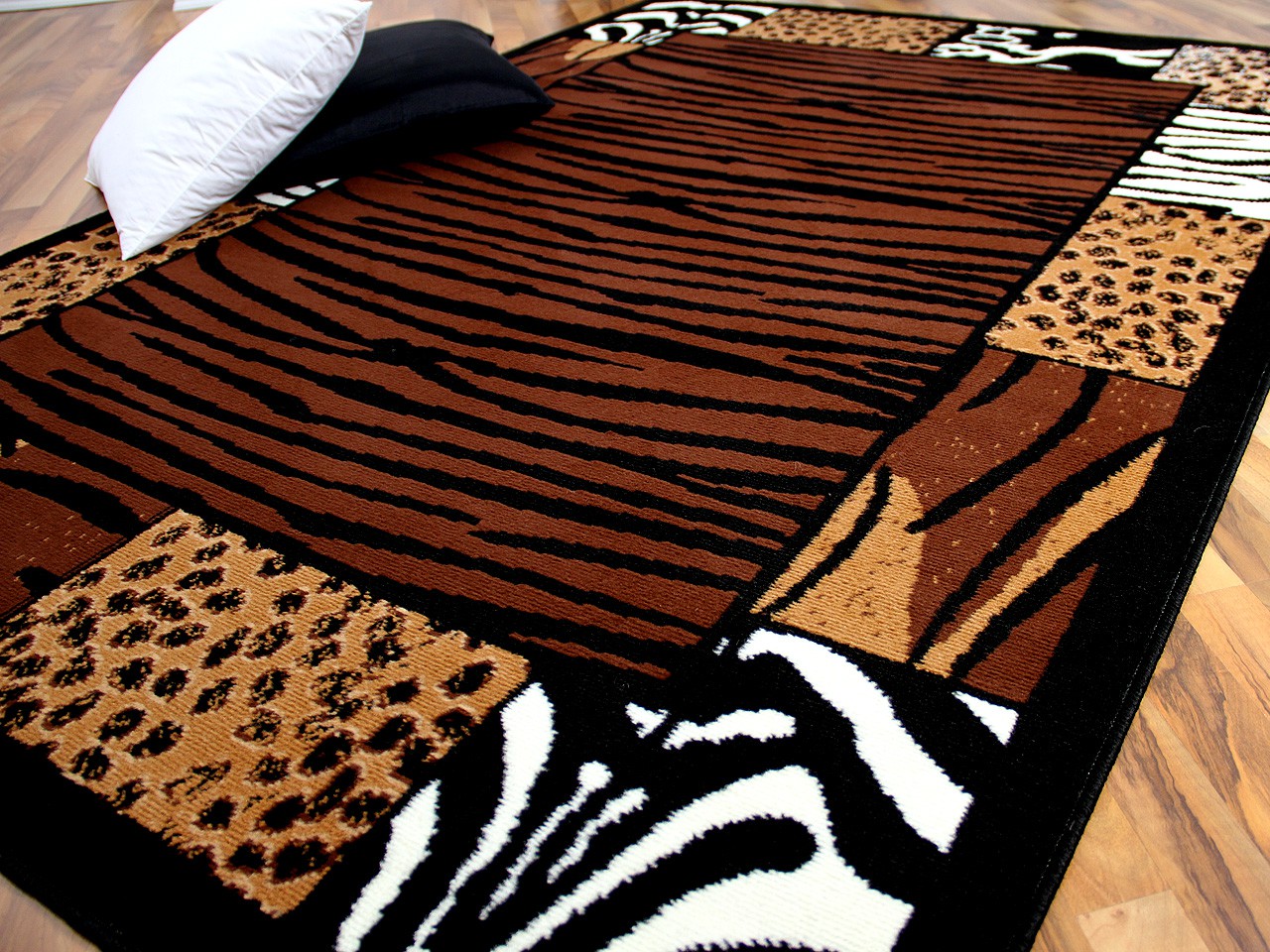Teppich Trendline Afrika Bordüre Braun Schwarz in 4 Größen Teppich Trendline Afrika Bordüre Braun Schwarz in 4 Größen