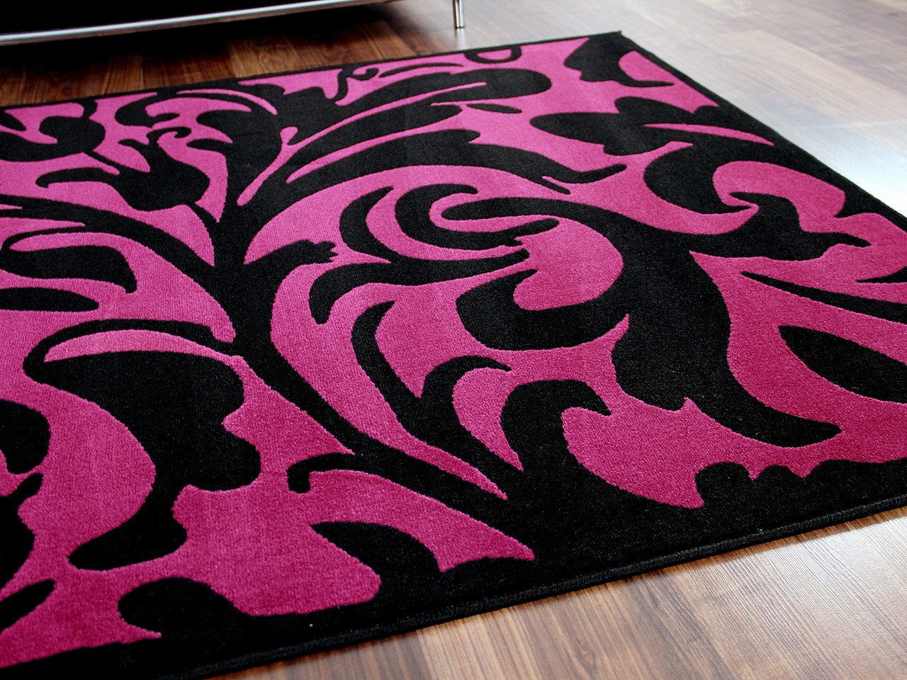 Designer teppich passion schwarz lila barock teppiche ... Hängeschrank weiß hochglanz